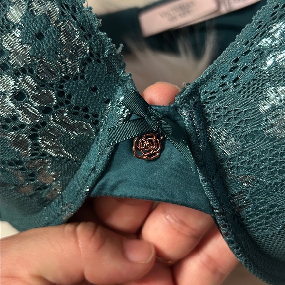 Victoria's Secret  Teal Floral lace push-up Bra size 36B - Picture 3 of 6